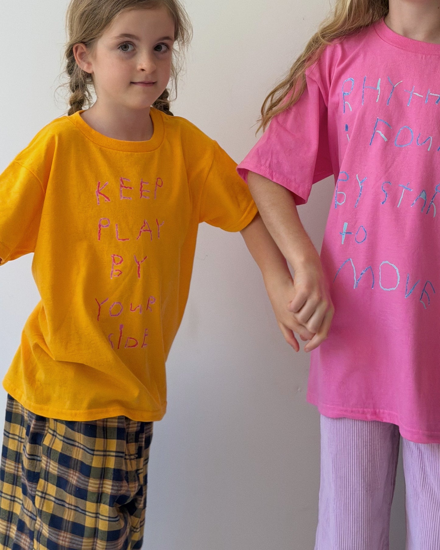 'Play' kids tee