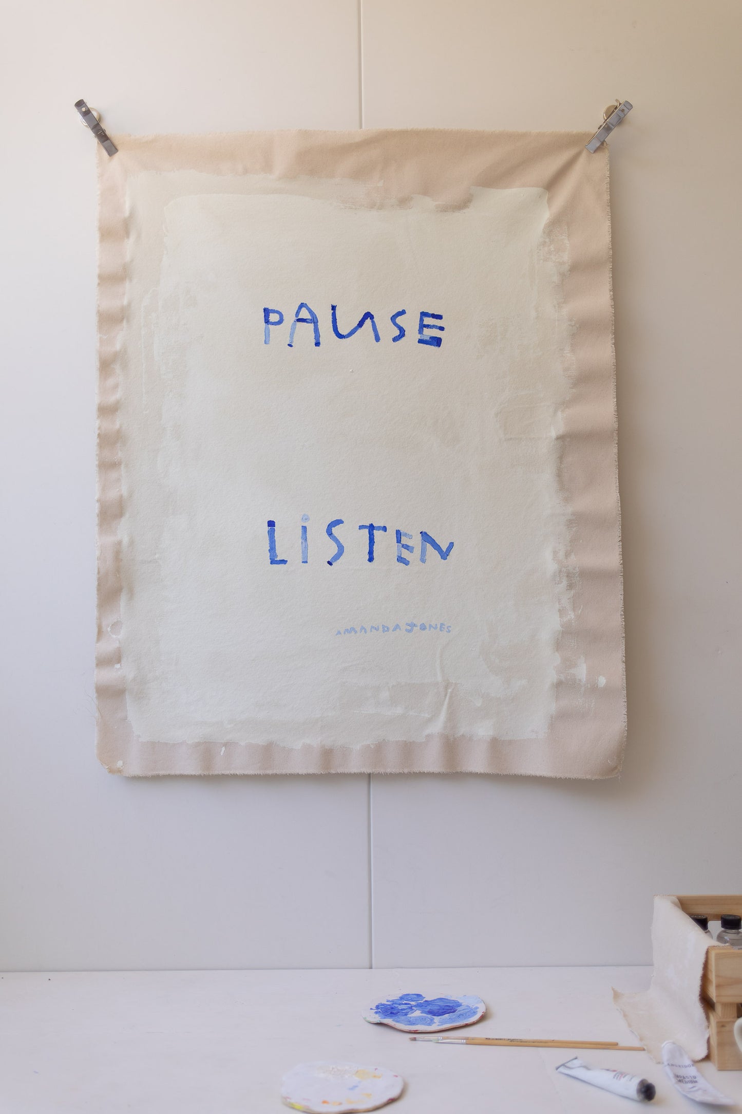 'Pause Listen'