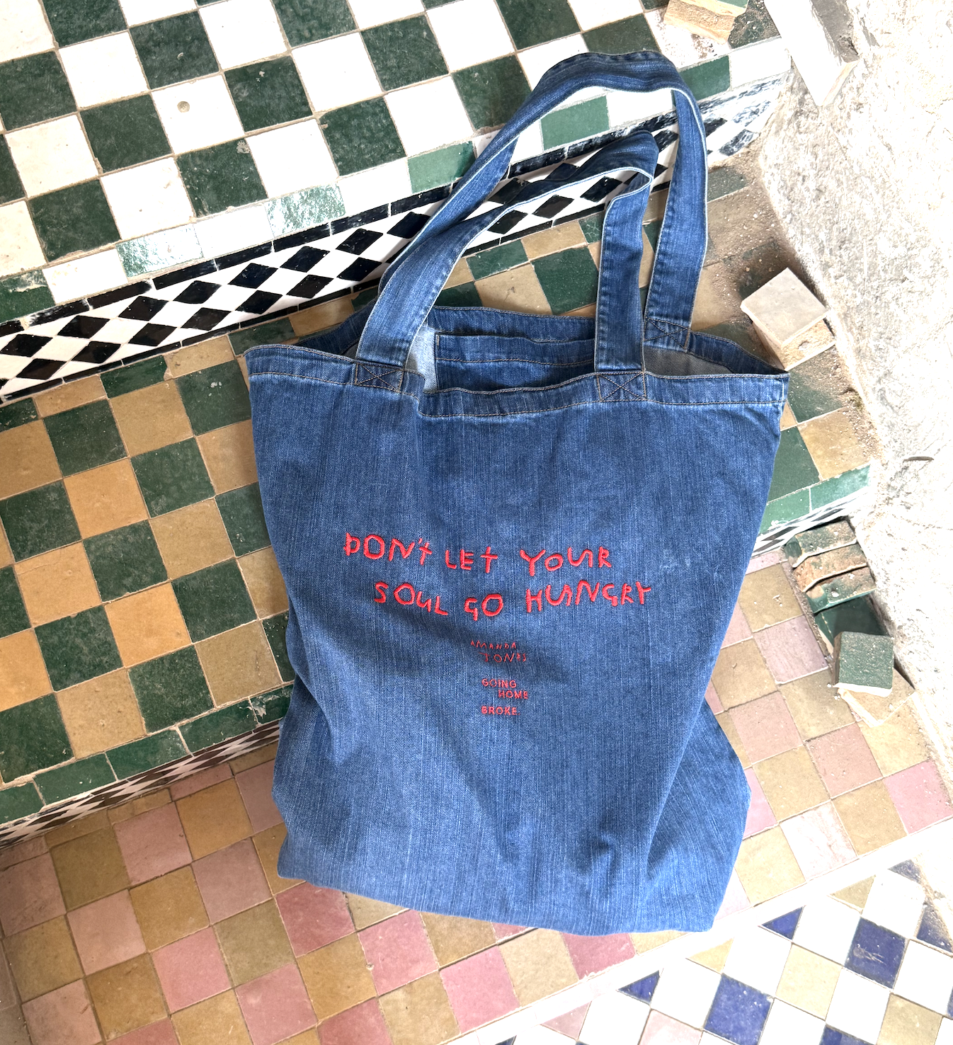 Adventure tote - Going Home Broke x Amanda Jones