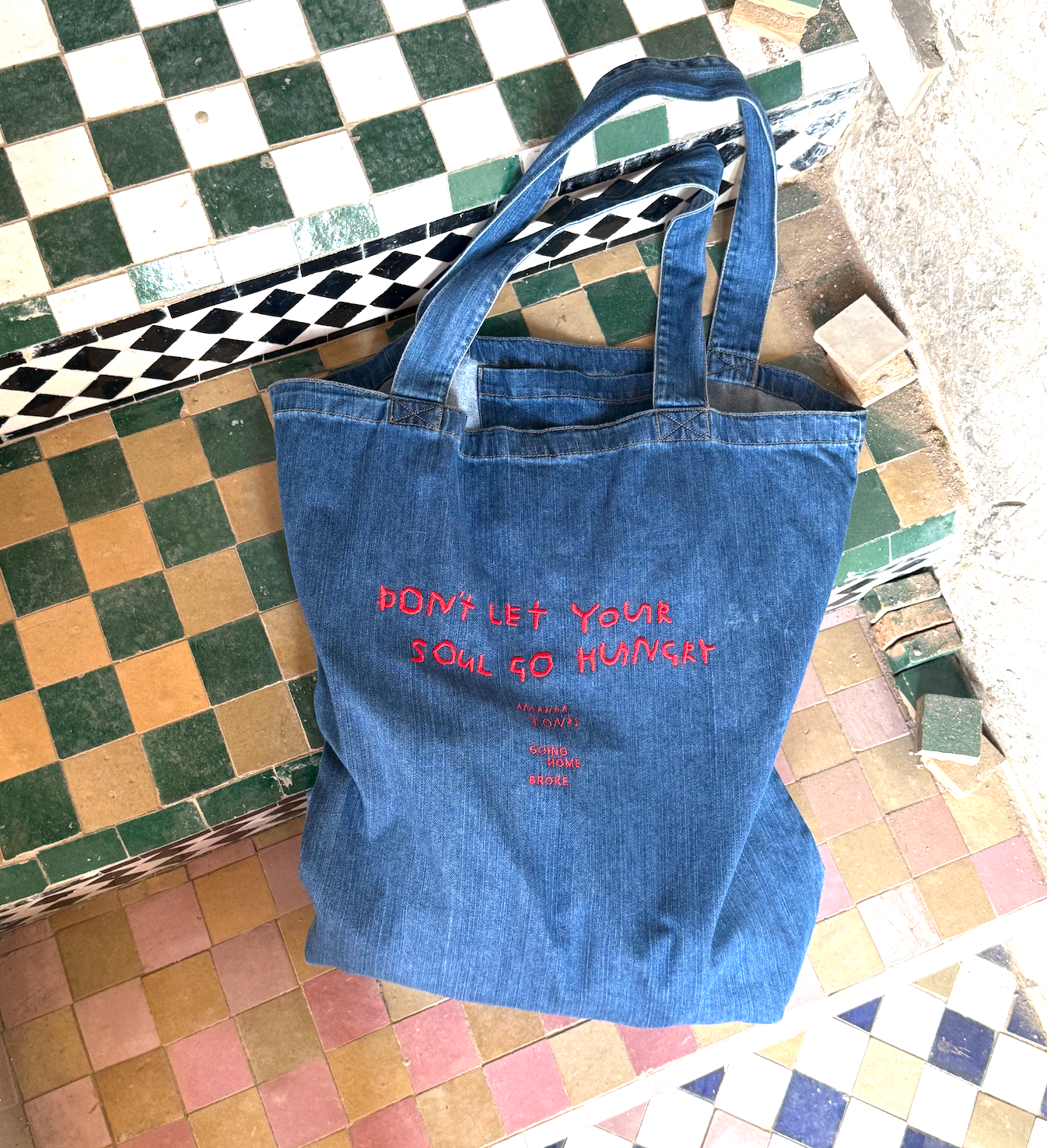 Adventure tote - Going Home Broke x Amanda Jones